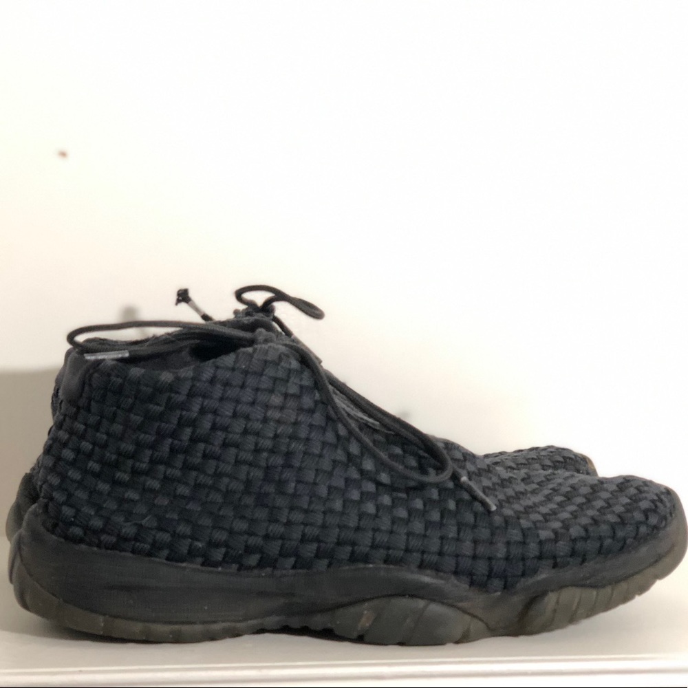Jordan Future (Black) 7.5 men 9 women
